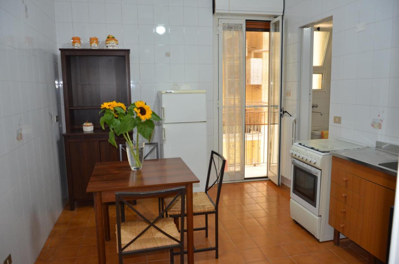 Artemide Appartement Bari Buitenkant foto