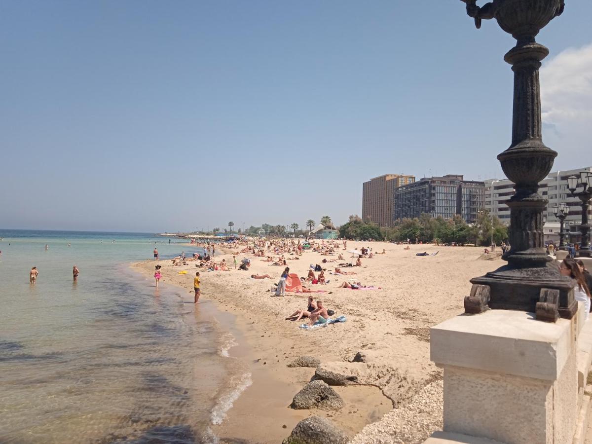 Artemide Appartement Bari Buitenkant foto